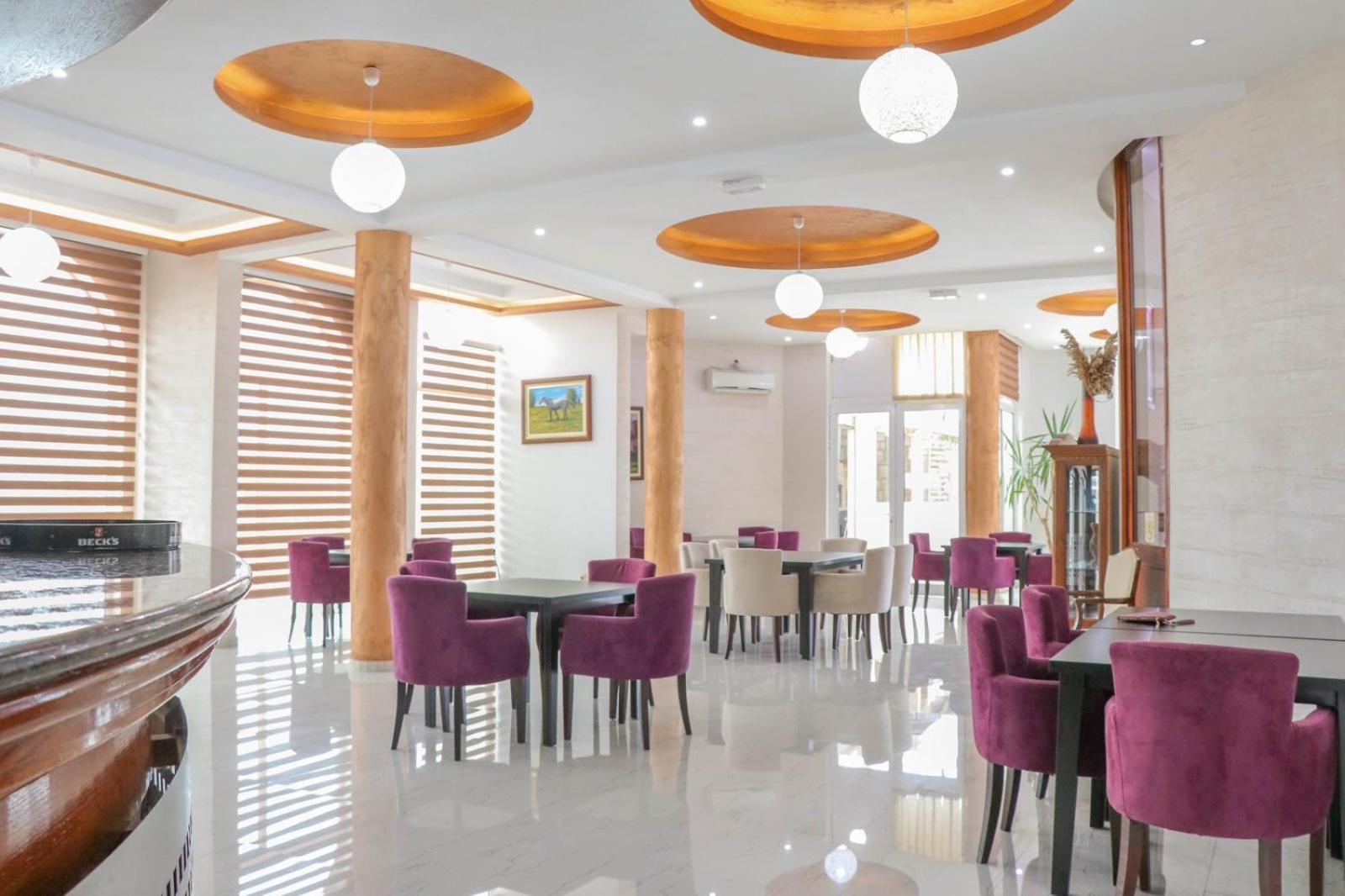 Imperial Hotel Ulcinj Esterno foto