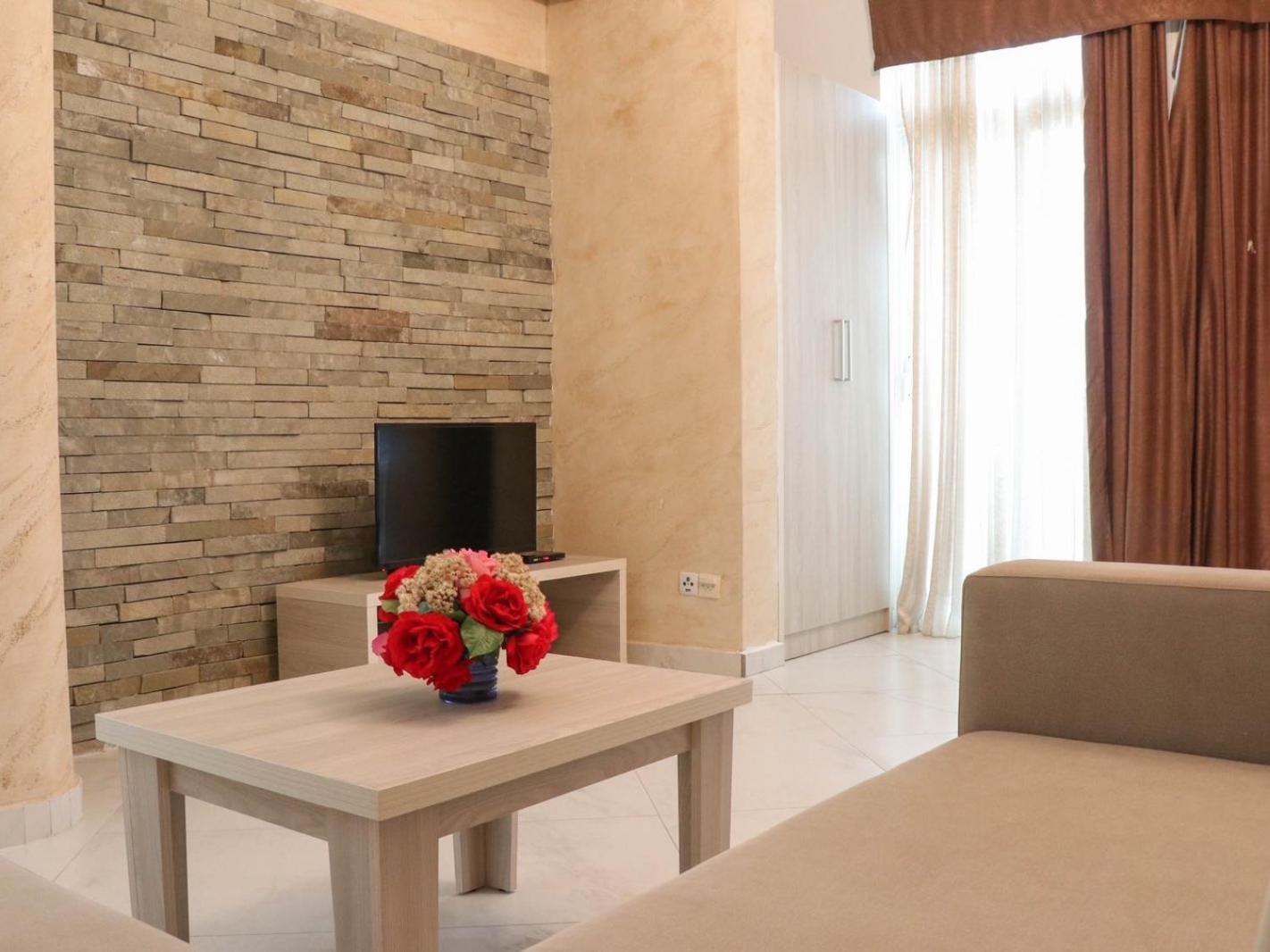 Imperial Hotel Ulcinj Esterno foto