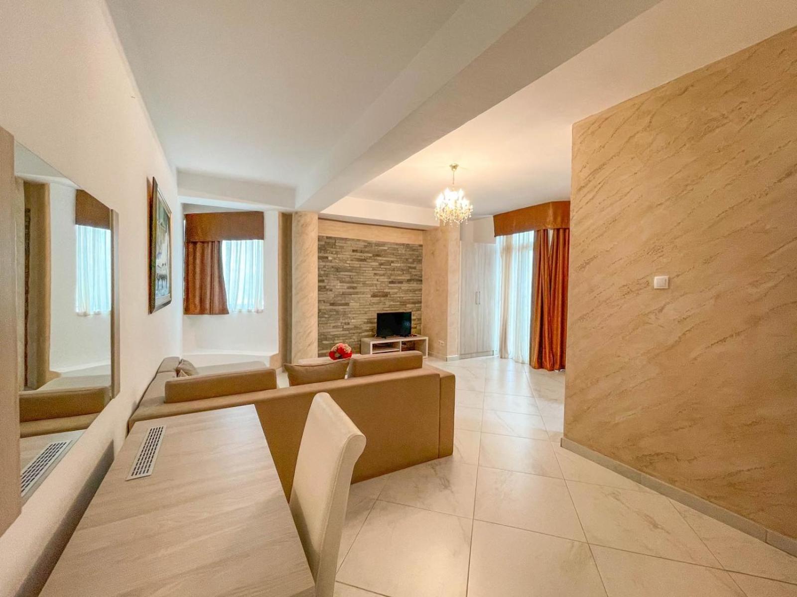 Imperial Hotel Ulcinj Esterno foto