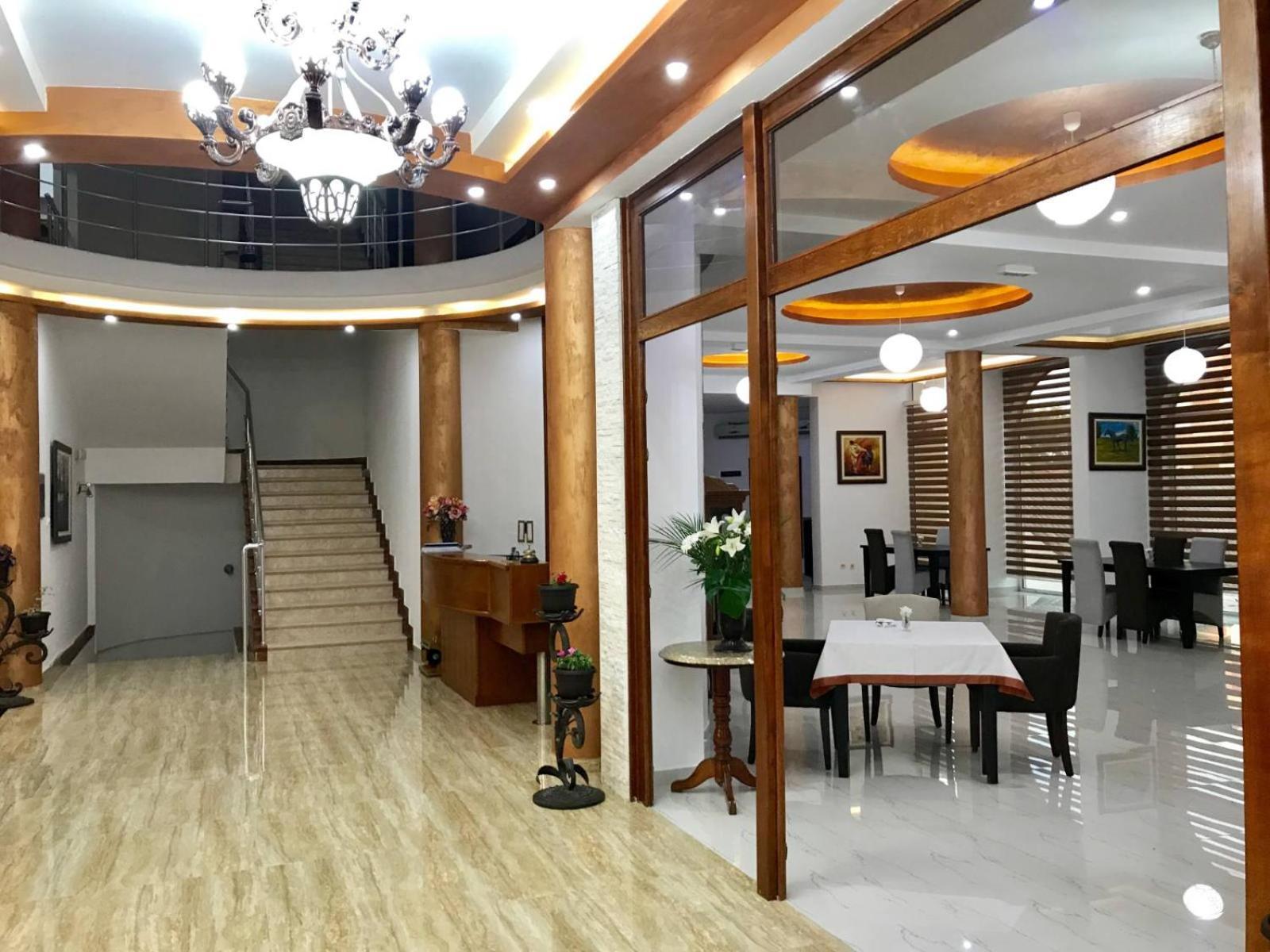 Imperial Hotel Ulcinj Esterno foto