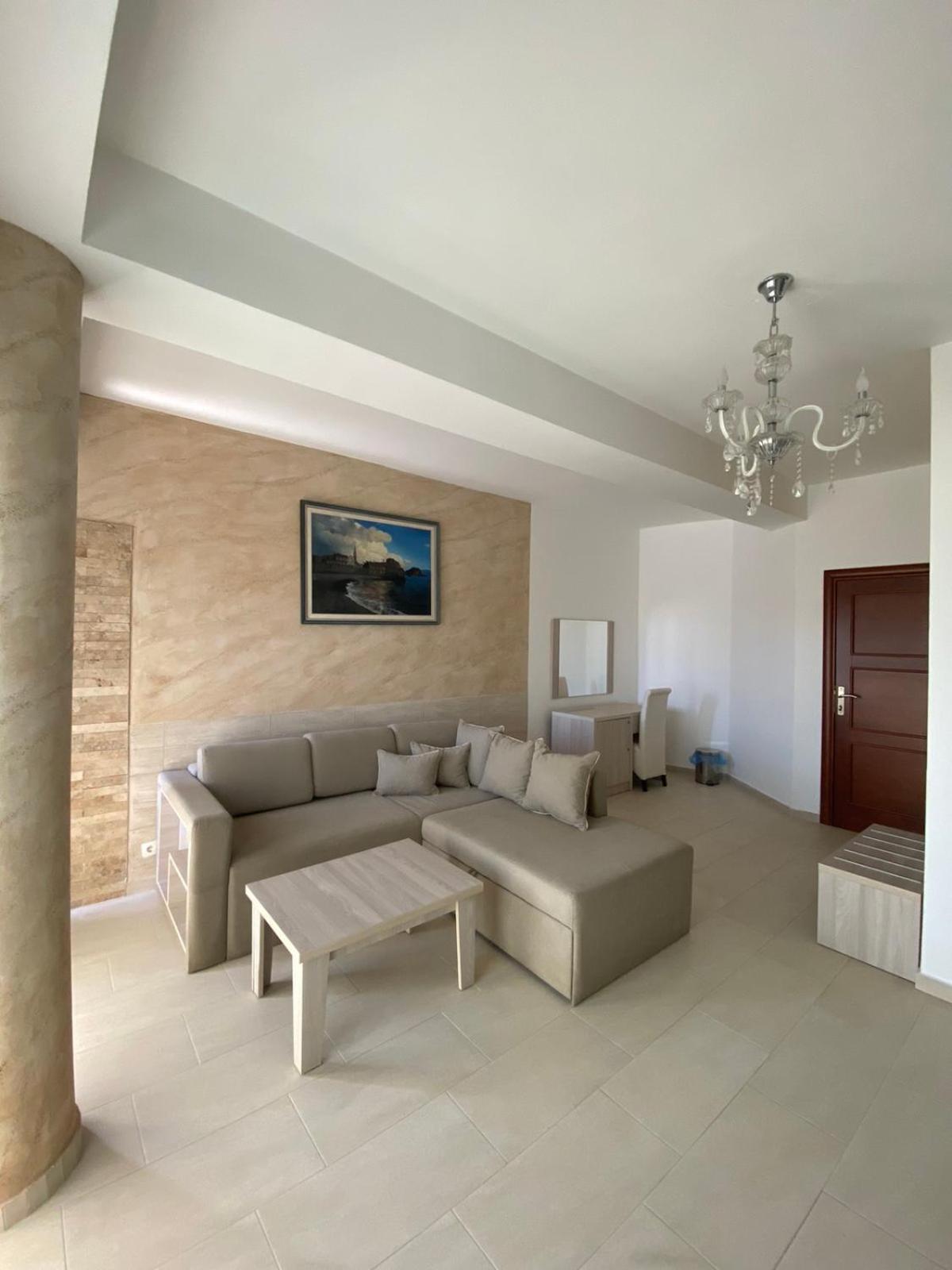 Imperial Hotel Ulcinj Esterno foto