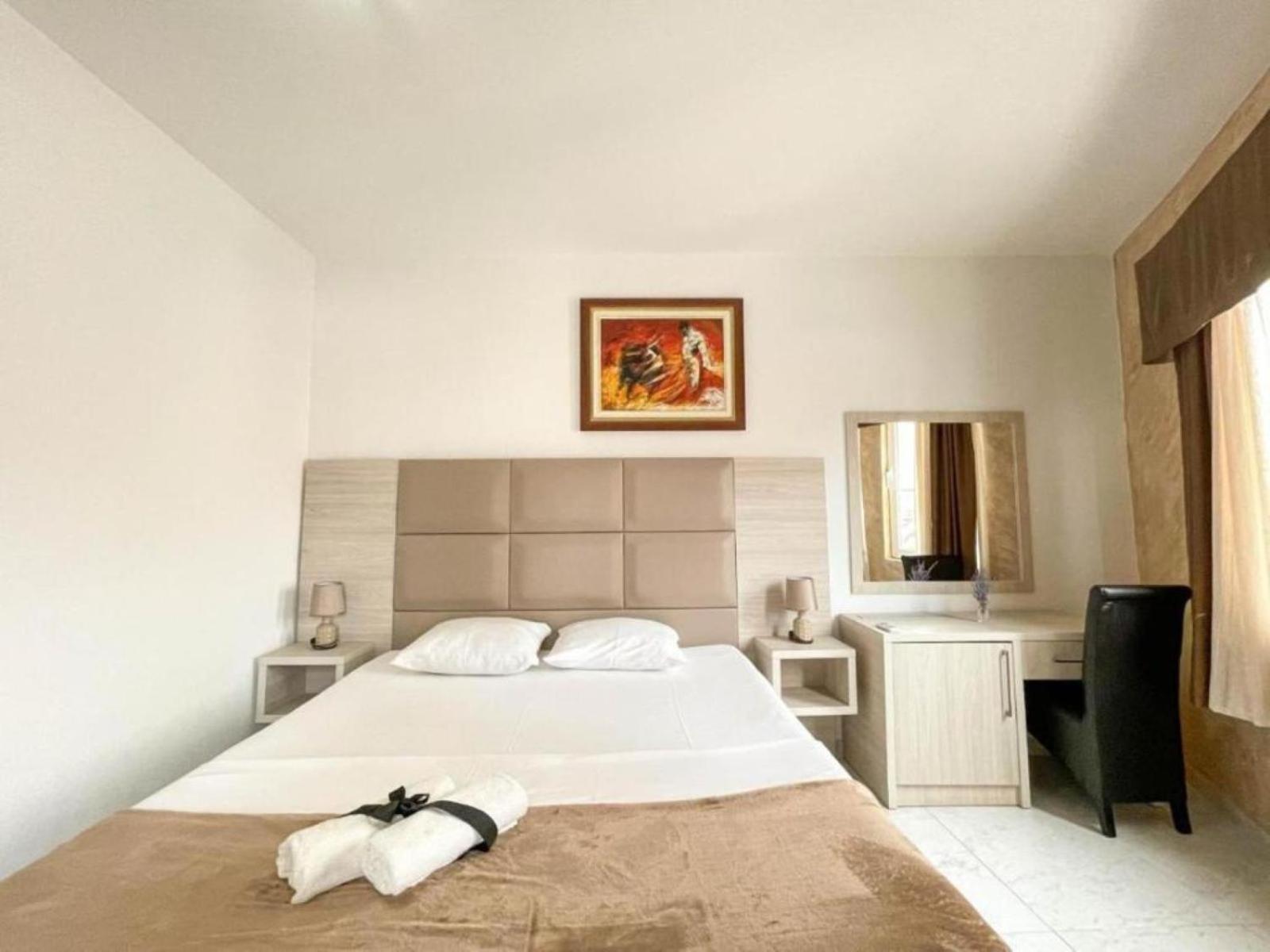 Imperial Hotel Ulcinj Esterno foto